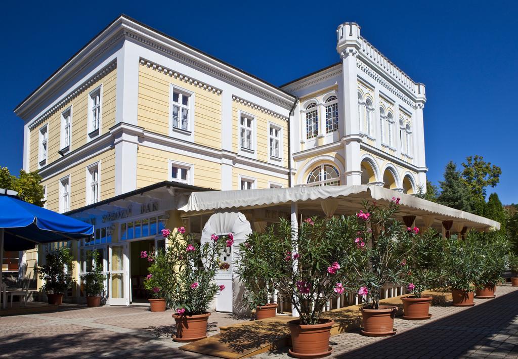 Hotel Astoria Balatonfüred Exteriör bild