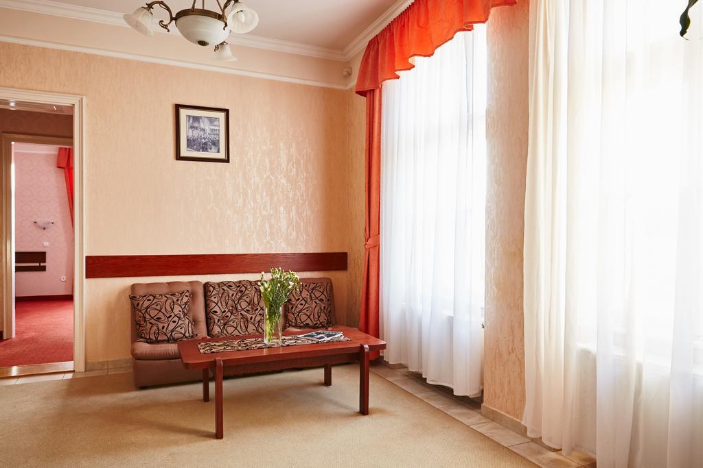 Hotel Astoria Balatonfüred Exteriör bild