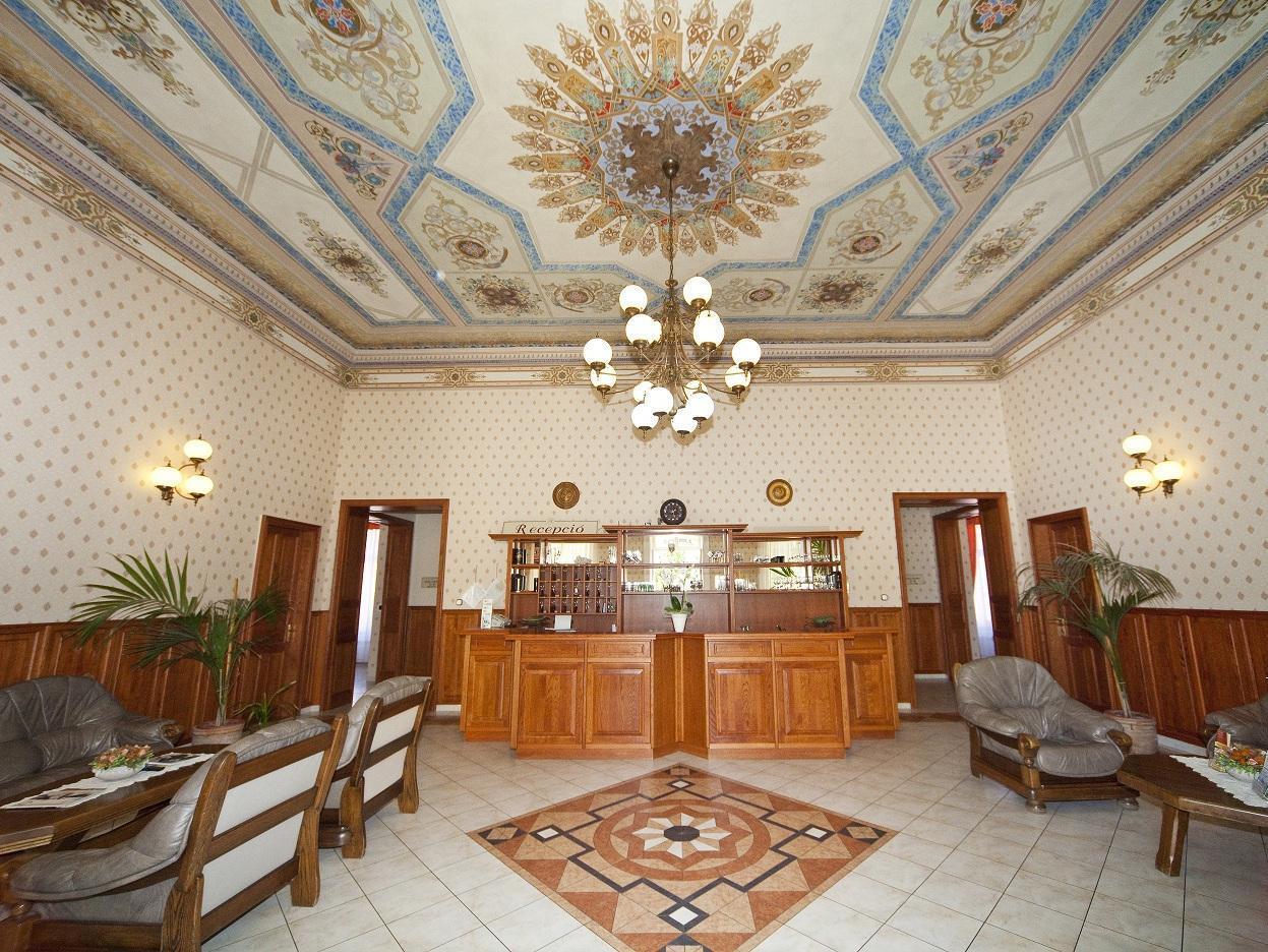 Hotel Astoria Balatonfüred Exteriör bild